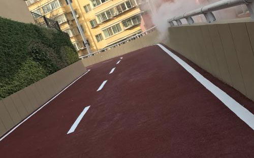 老街街道彩色路面